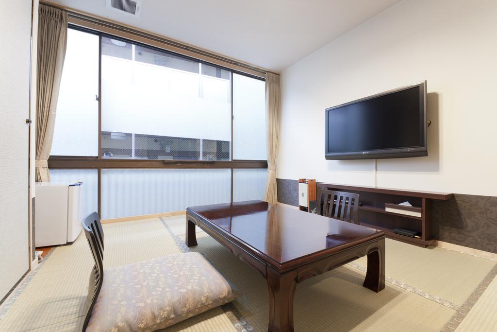 Kikunoya Hotel Hatsukaichi Room photo